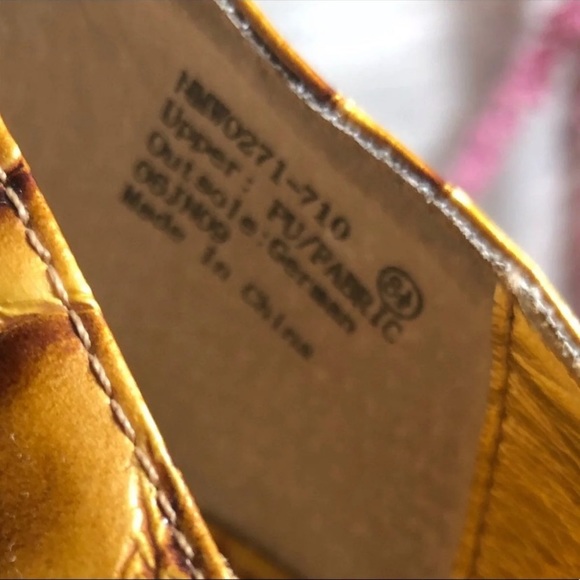 Naughty Monkey Heels size 8.5- - Picture 6 of 6